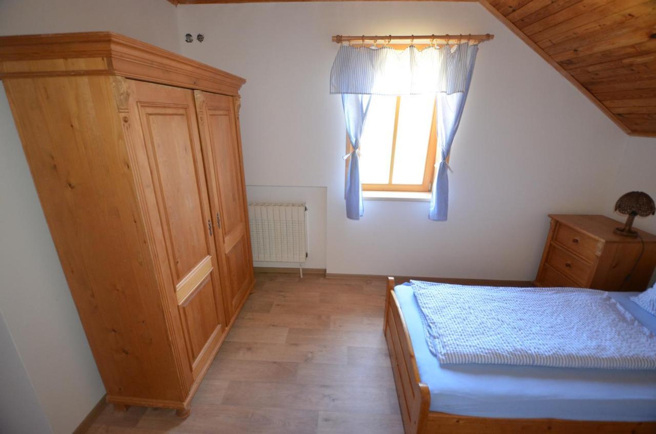 Penzion Lion Pec pod Sněžkou Kültér fotó